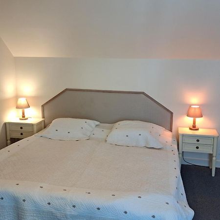 Clos de la Fontaine Dinard Extérieur photo