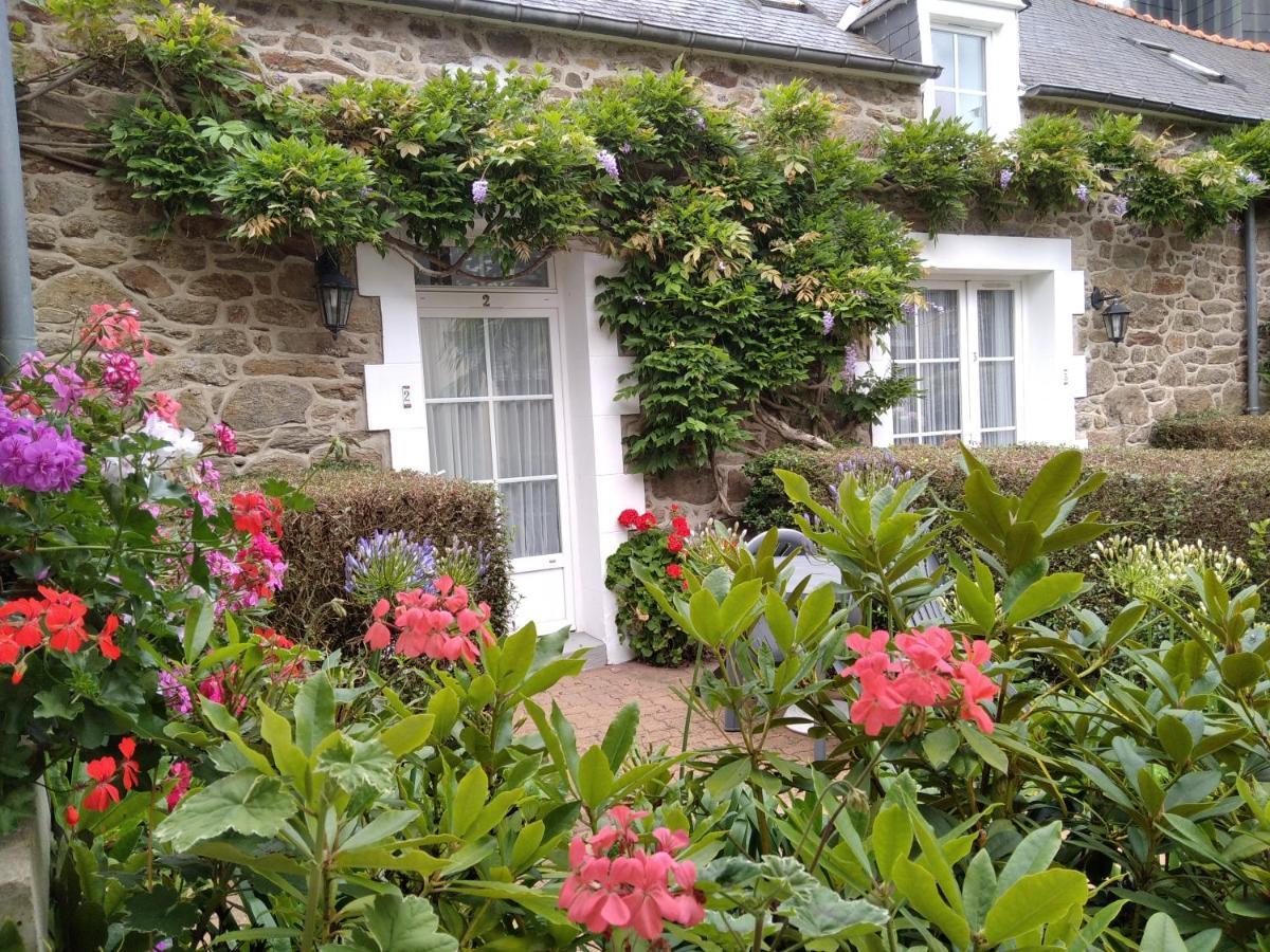 Clos de la Fontaine Dinard Extérieur photo