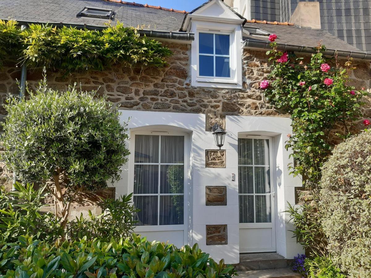 Clos de la Fontaine Dinard Extérieur photo