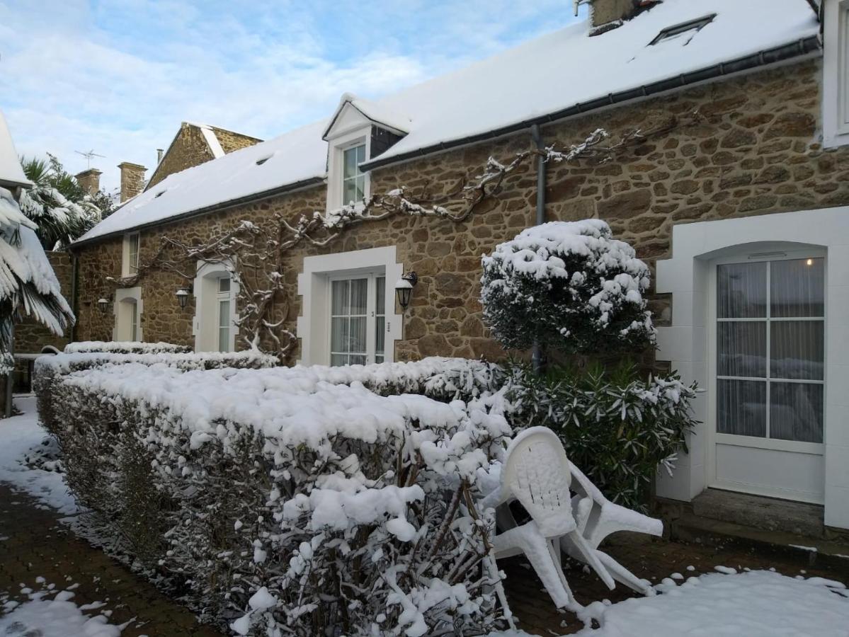 Clos de la Fontaine Dinard Extérieur photo