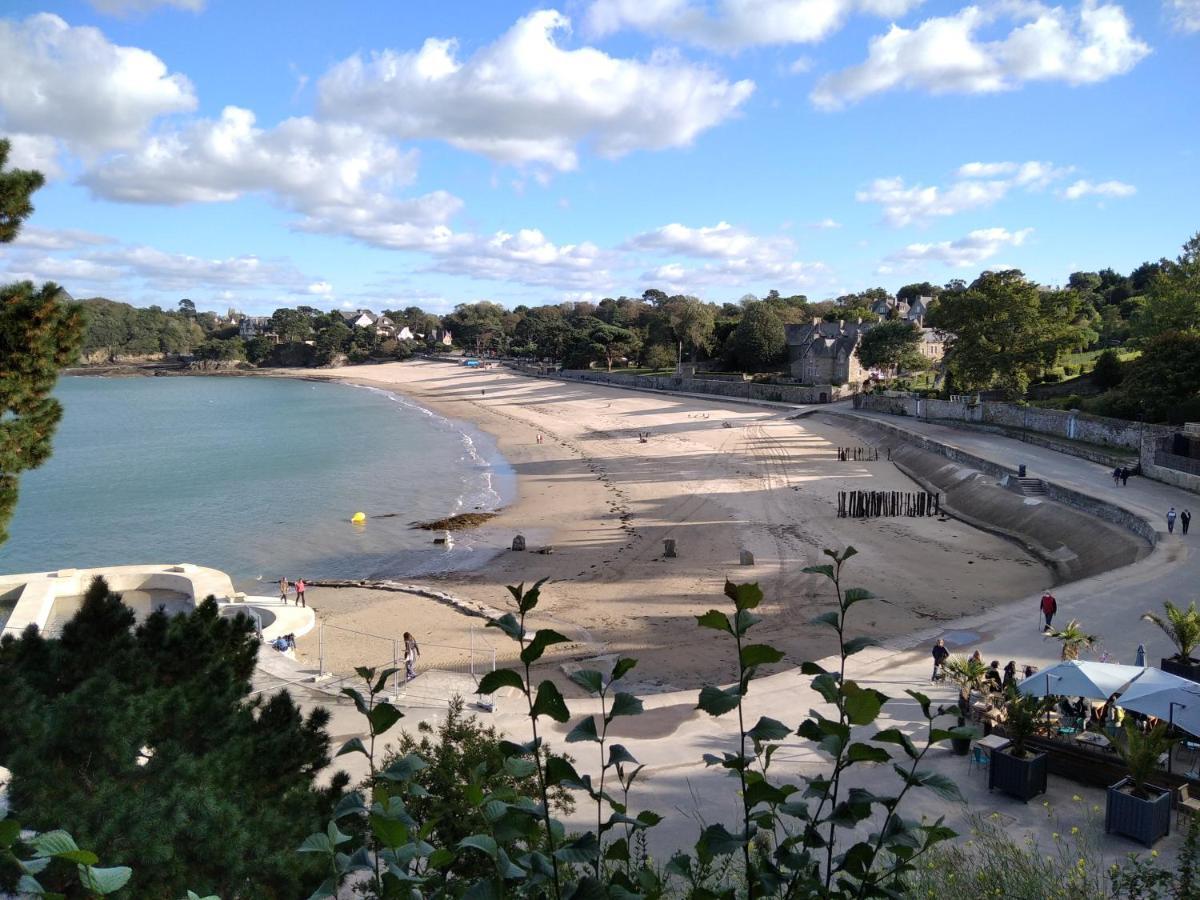 Clos de la Fontaine Dinard Extérieur photo